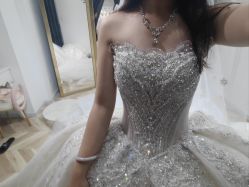 -予白婚纱礼服馆