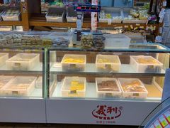 面包甜点陈列柜-百年义利(百万庄店)