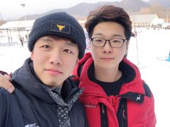 -十三陵雪世界滑雪场