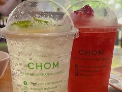 -Chom Cafe and Restaurant