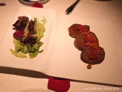 -弦月窗LUNETTE BY AMANDA(复兴路店)