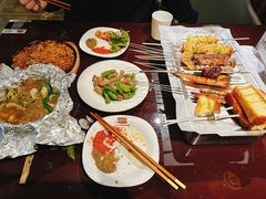 -三个大叔烤羊肉串·歌手驻唱·碳烤鲜肉(西三旗店)
