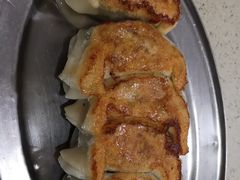 鲜肉韭菜煎饺-芬芳甜品(同福路店)