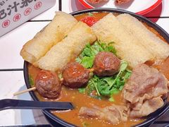 -肥汁米蘭香港米线(长宁来福士店)