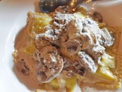 意式菠菜芝士饺配奶油蘑菇酱-La Tavernetta(Bar à Vin)(乌鲁木齐路店)