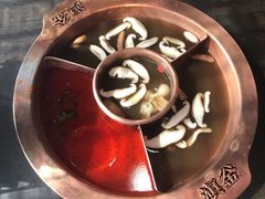 -滇釜火锅·能喝汤的火锅(车公庄店)