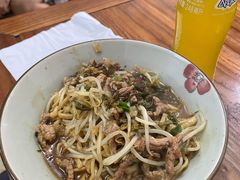 牛肉面-里兆打面馆