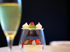 鲜草莓酸奶冻-王品台塑牛排(成都万象城店)