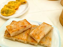 腊味香煎萝卜糕-龙的酒楼·手工早茶·顺德菜(近良路店)