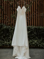 -Flora婚纱礼服定制租赁店