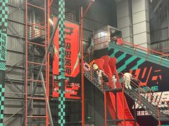 -极限PLAY运动娱乐新世界·团建派对表演休闲馆·室内高空游乐园