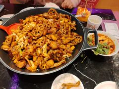 -椒行天下·干锅·牛蛙(万宝店)
