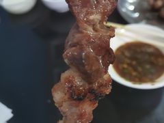 -烤肉小伙烤肉店