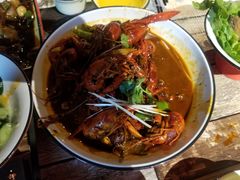 -虾弄弄海派小龙虾·牛羊蝎子火锅