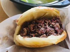 -闫家驴肉老店(华电一校店)