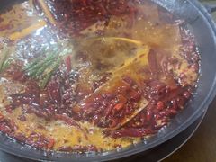 -黄潇洒老火锅(九眼桥宏济巷店)