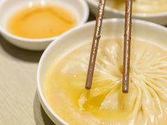 特色蟹粉汤包-穿蒸引鲜·嗲记(正大广场店)