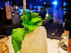 -The ROOF (通盈中心店)