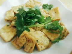 椒盐豆腐干-莲华素食府