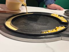 -山野的朋友露营炭火烤肉