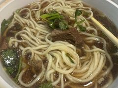 -李先生牛肉面大王(济南火车站候车室店)