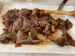 烤羊腿-那达慕蒙古风味酒楼