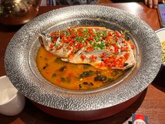 索溪剁椒鱼头-索溪山寨·湘西饮食文化博物馆(标志门店)