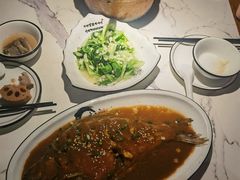 -小凤庭·地道湖北菜武昌鱼·藕汤(38年黄鹤楼店)