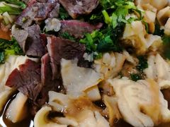 牛肉罩火烧-清真·白家牛肉罩火烧老店(育才街店)