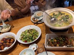-头上红煨盐鸡·非遗院子餐厅