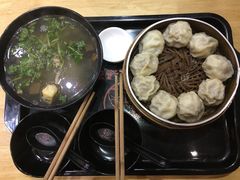 -百年尹氏汤包(湖南路狮子桥店)