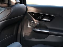 -泰州之星奔驰4S店(海陵店)