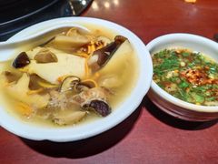 -野菌皇海景野生菌火锅(滨海大道店)