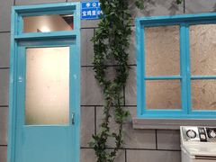 -超越炭火牛蛙火锅鸡(河东店)