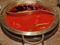 -潮火锅·麻辣牛肉火锅(观音桥方圆·LIVE店)