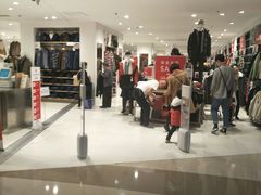 -优衣库(重庆星光时代广场店)