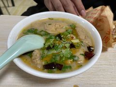 豆泡汤-洪峰浩老北京烧饼夹肉(角门路店)