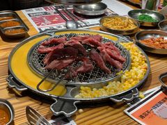 -青瓦炭韩潮烤肉(花园道店)