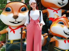 -百里峡七彩艺术小镇