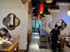 -万重锦·人文川菜馆(骡马市店)