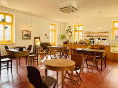 -春风十里咖啡馆