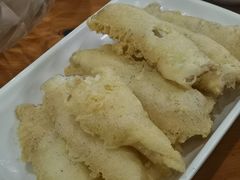 香香脆脆炸鱼肚-章记正宗南岗鱼蛋火锅