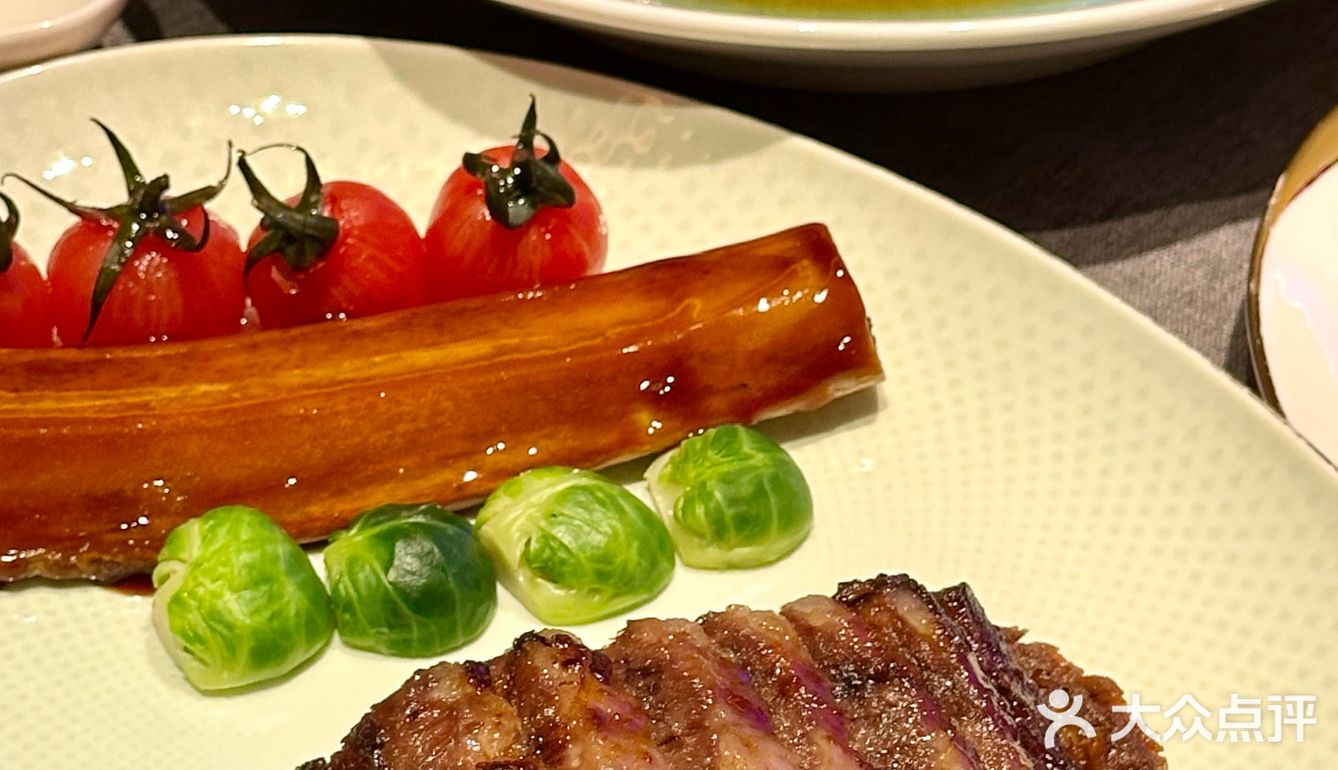 笑死，公司尾牙竟然选了我家的年夜饭餐厅