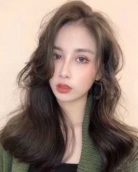 -Hello Lady发型设计