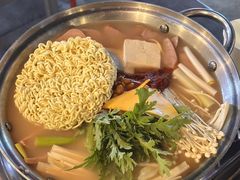 -富乐满 炸鸡&韩国料理 불로만(虹泉路店)