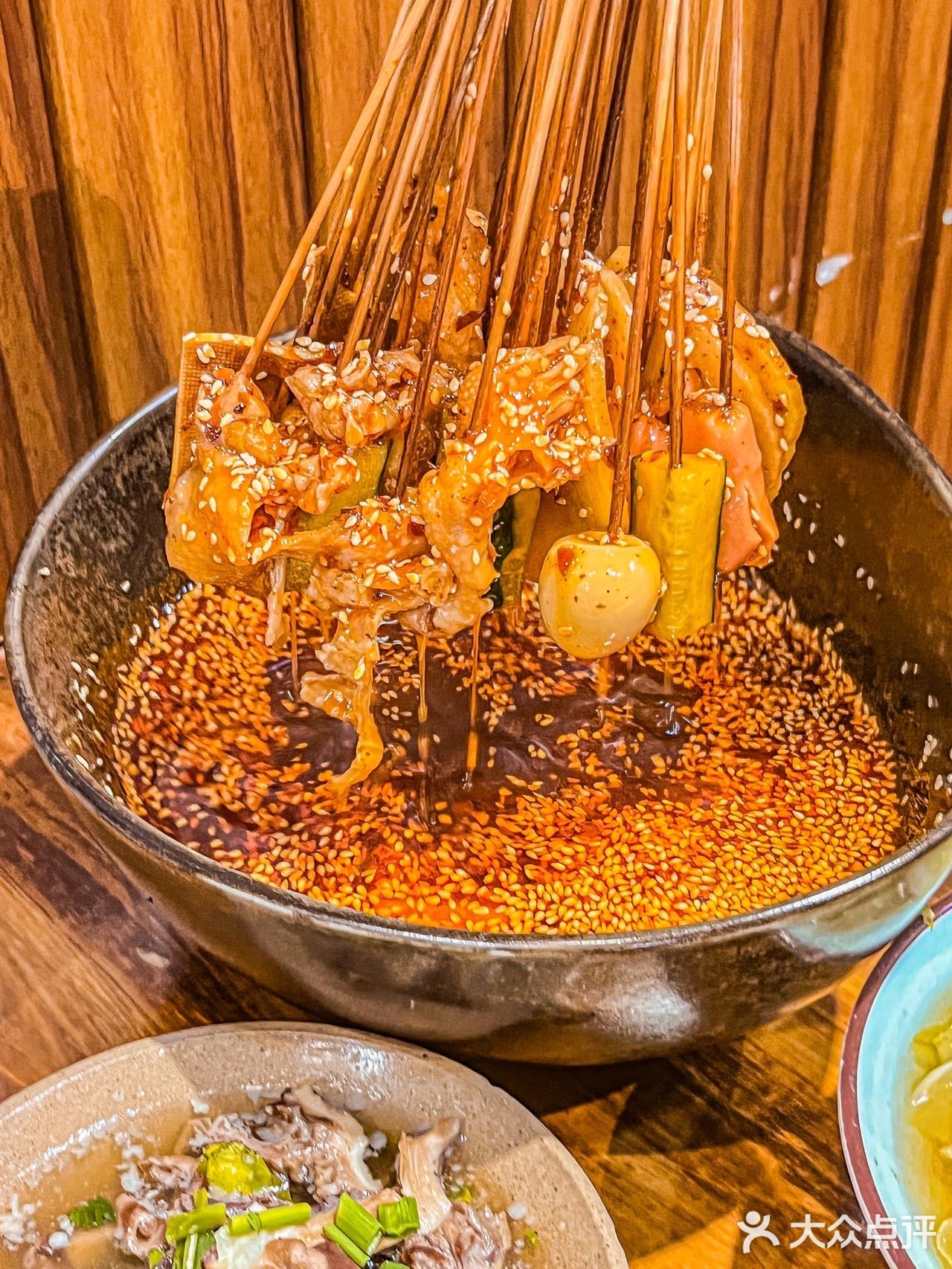 来乐山必吃的谢老五跷脚牛肉，冲就对了✔️