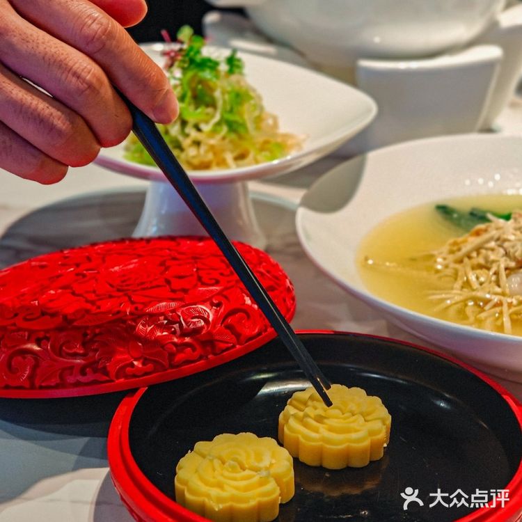 该如何形容这口炒饭到底有多香😭