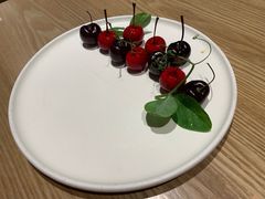 酥不腻烤鸭-小大董·烤鸭(凤凰汇店)