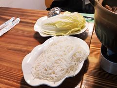 -食爺炭炉鸡煲·烧烤