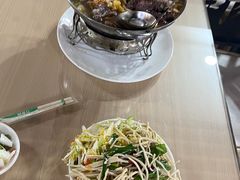 自助小菜台-闫家驴肉老店(华电一校店)
